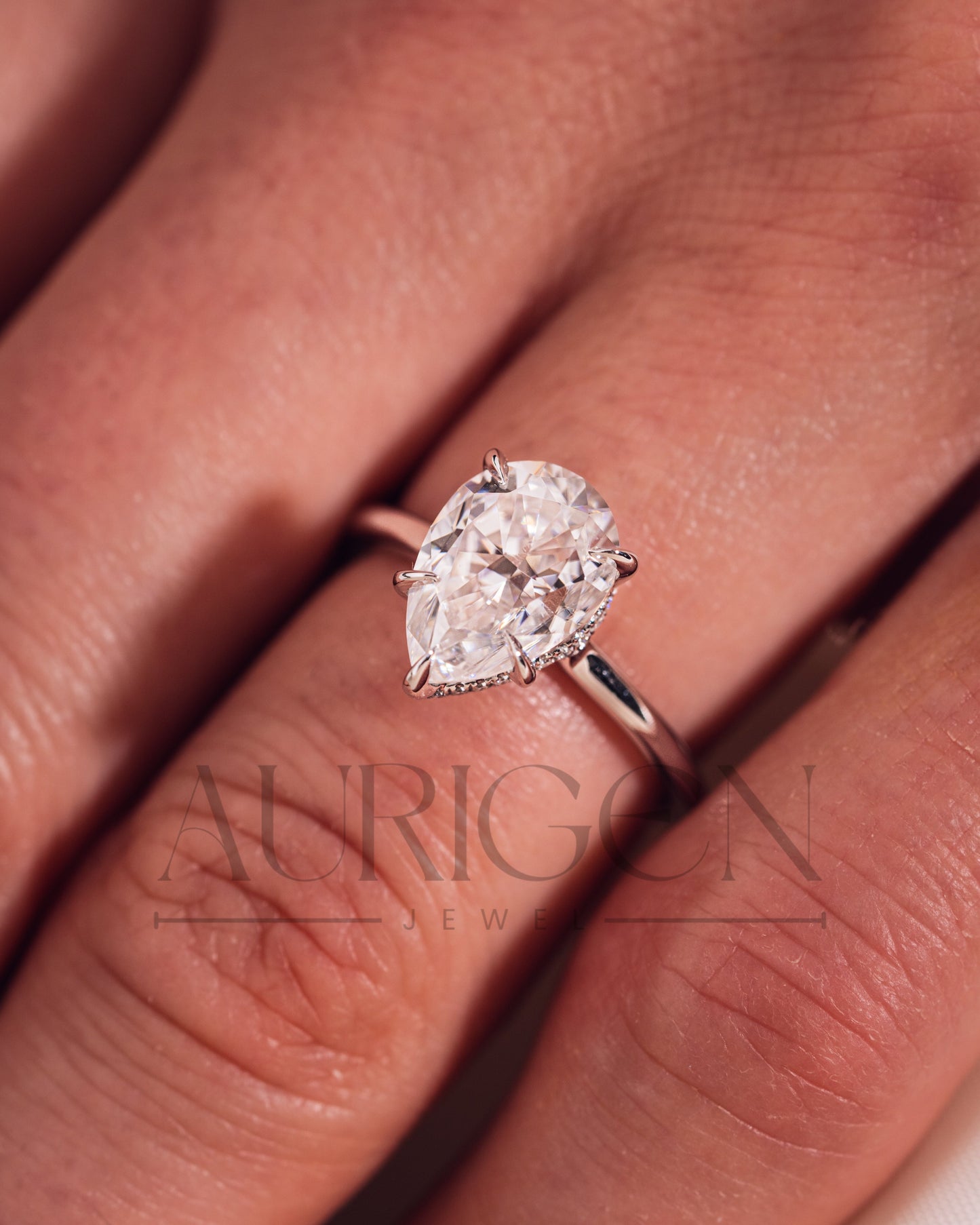 Solitaire Pear Cut Moissanite and Lab Grown Engagement Ring in White Gold