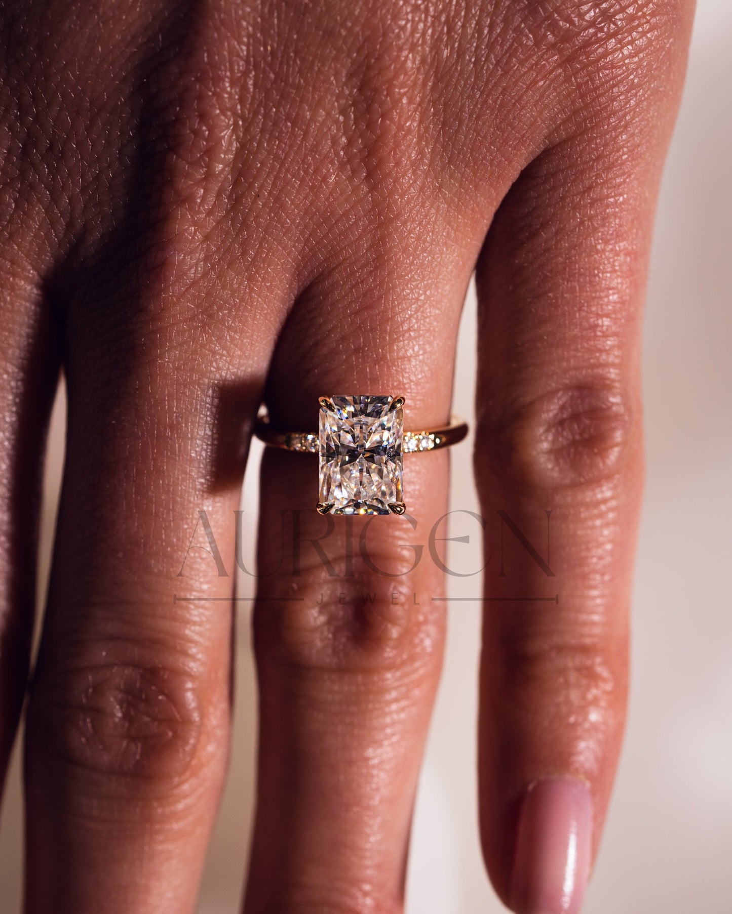 Sparkling 14K Solid Gold Radiant Cut Moissanite and Lab Grown Diamond Ring