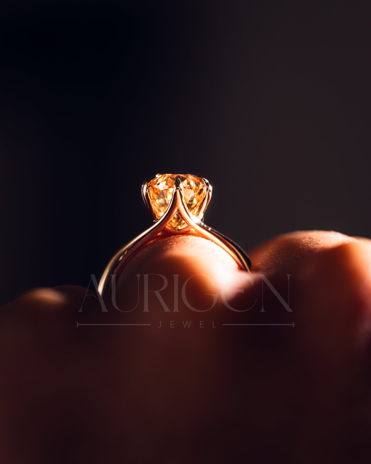 Luxurious Oval Cut Moissanite and Lab Grown Diamond Split Shank Ring