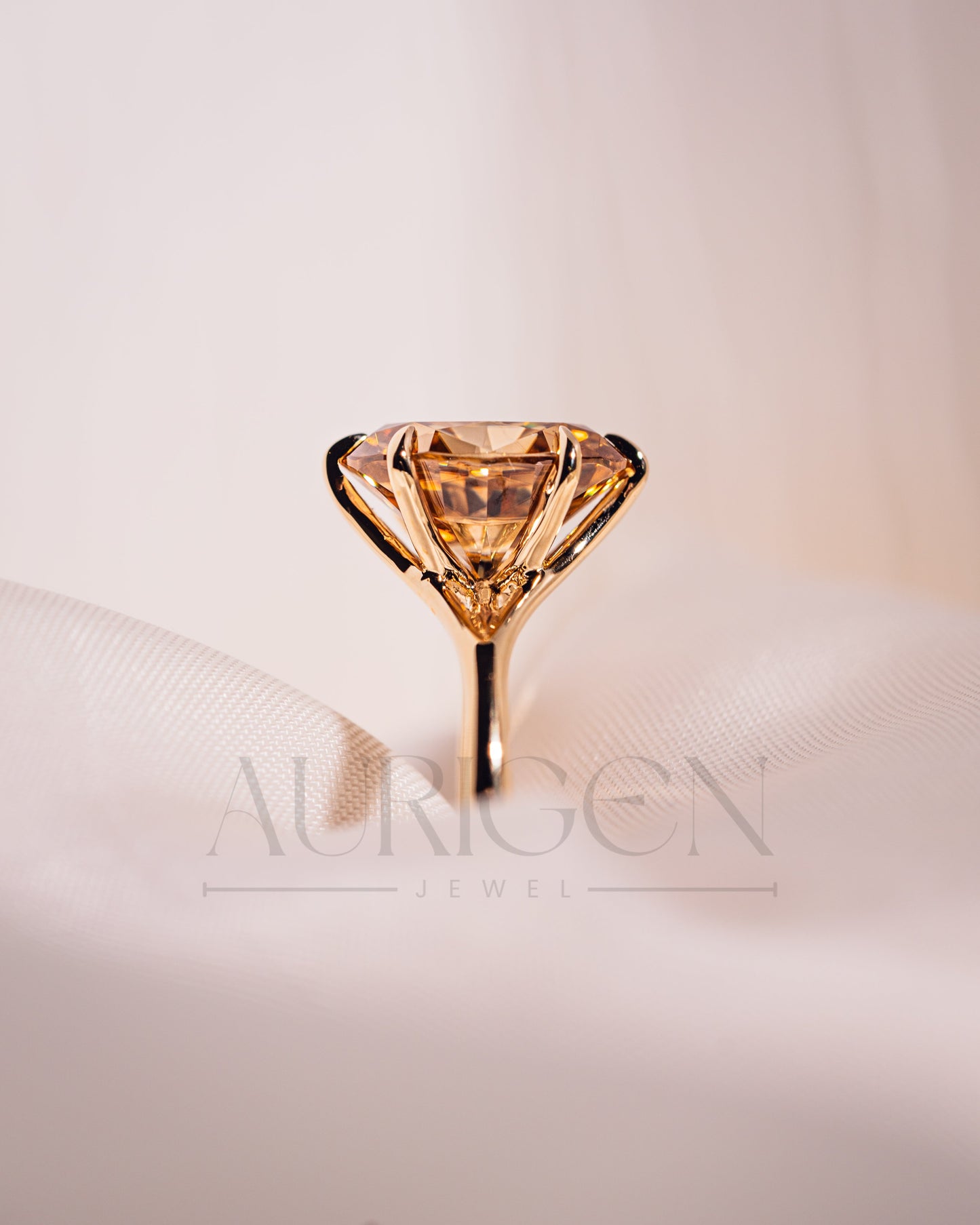 Luxurious Oval Cut Moissanite and Lab Grown Diamond Split Shank Ring
