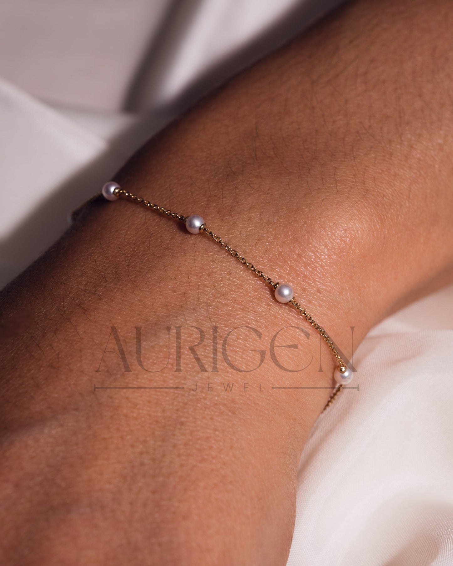 Classic Freshwater Pearl Bracelet in 14k Solid Gold