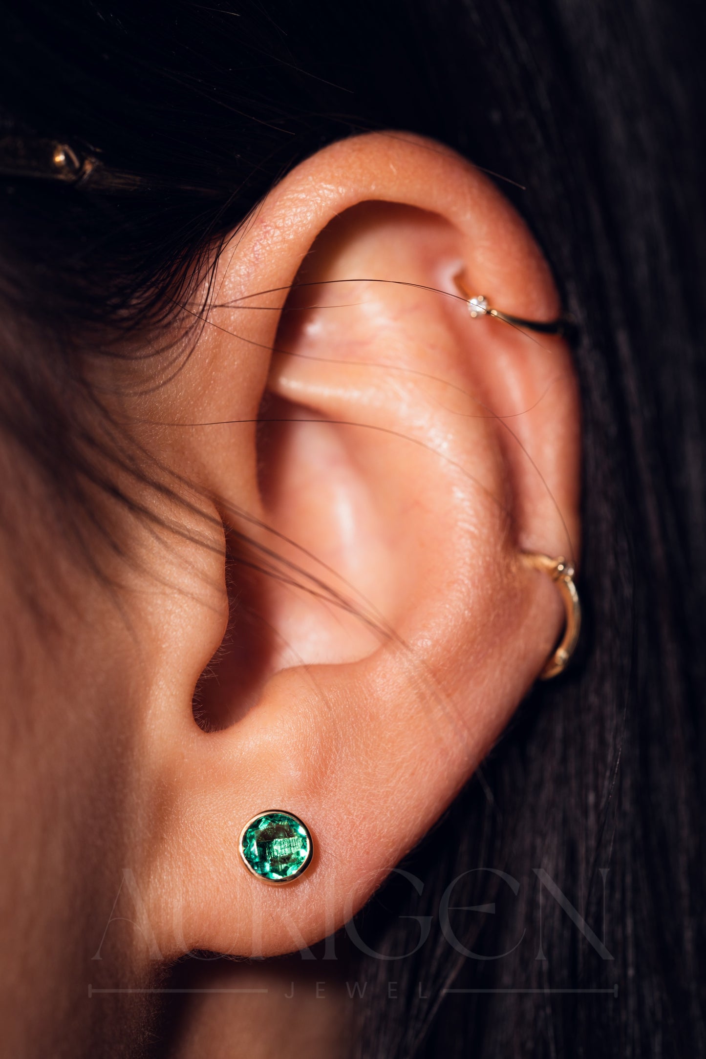 Unique Bezel Setting Stud Earrings - Green Round Cut Moissanite and Lab Grown Diamond