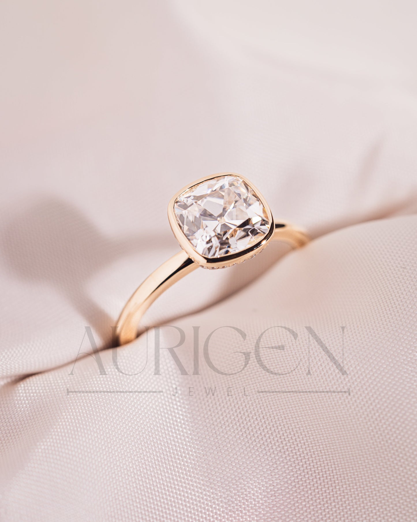 Elegant 2ct Cushion Cut Moissanite and Lab Grown Bezel Set Ring - 14K Solid Gold