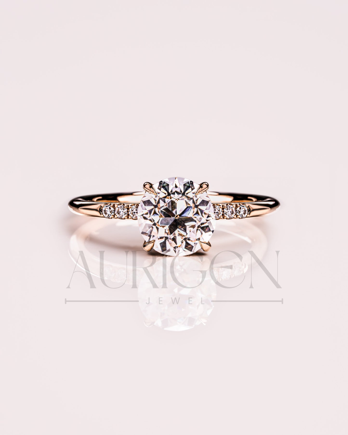 Solitaire Round Cut Engagement Ring-Lab Grown and Moissanite Diamond