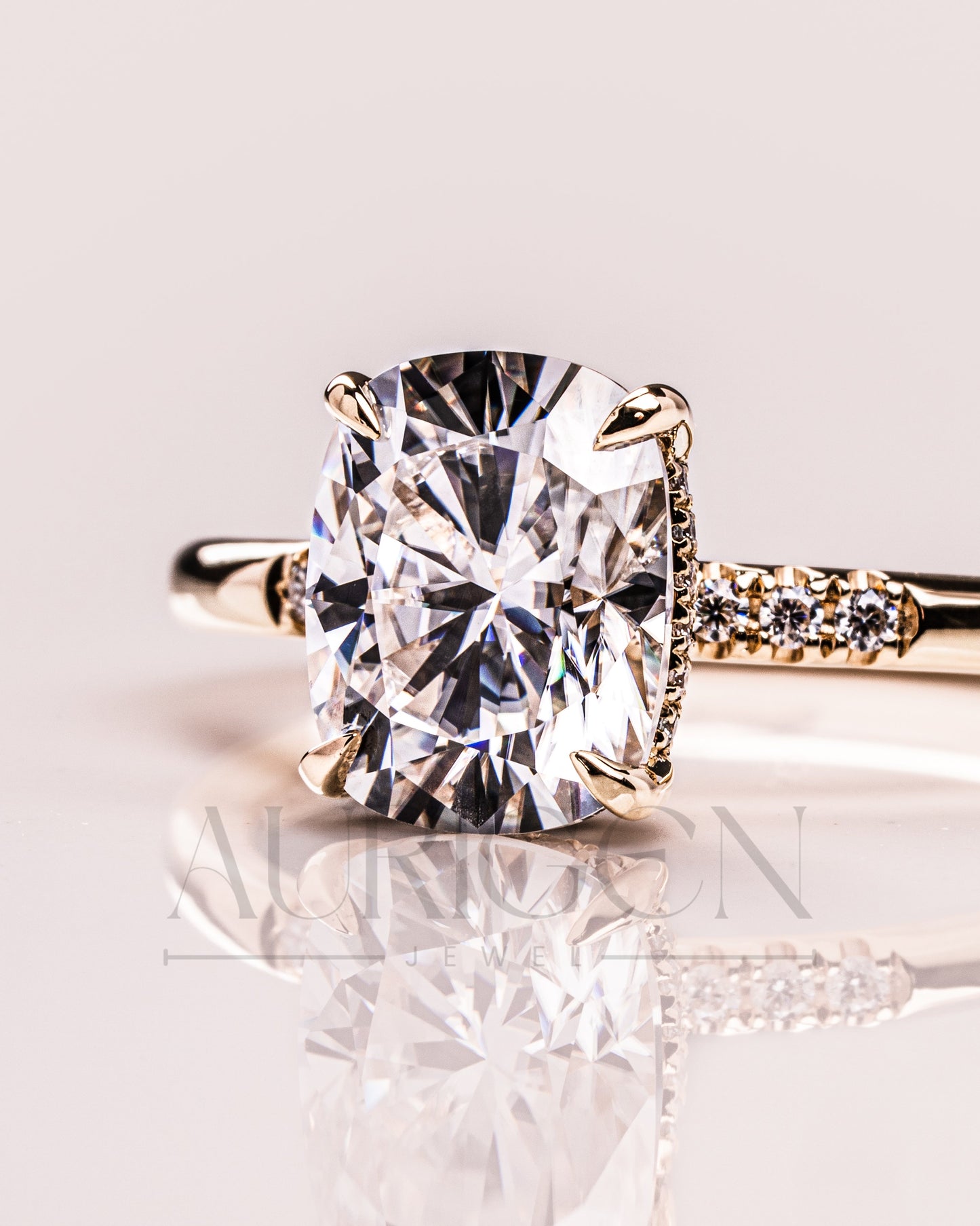 Cushion Brilliant Leb Diamond & Moissanite Diamond Engagement Ring Halo With Side Stone Engagement Ring