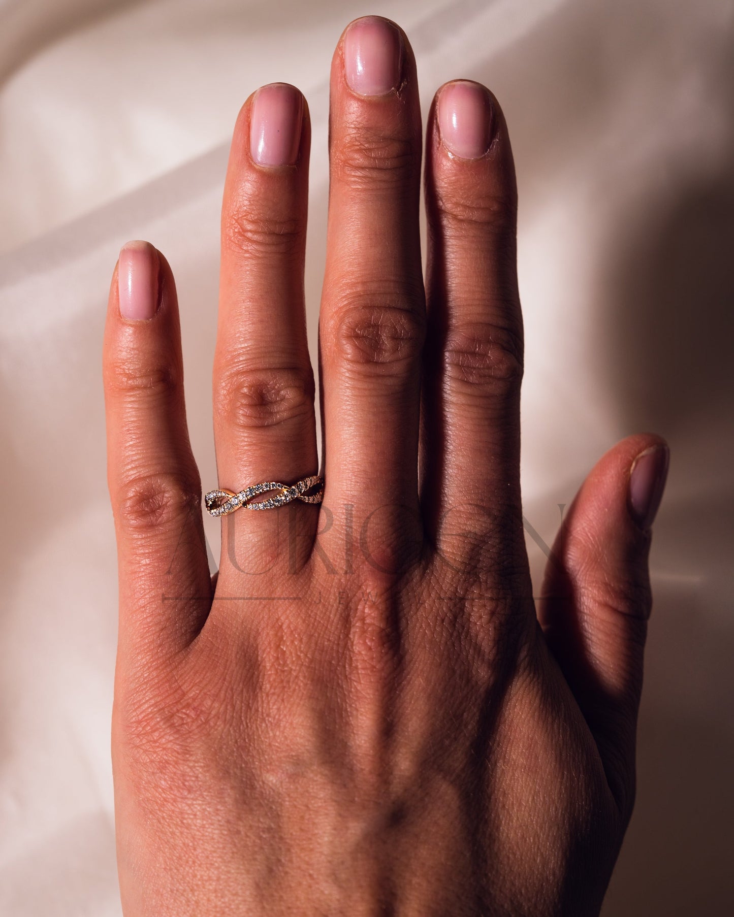 Infinity Style Sparkle Band – Round Cut Moissanite and Lab Grown Diamond