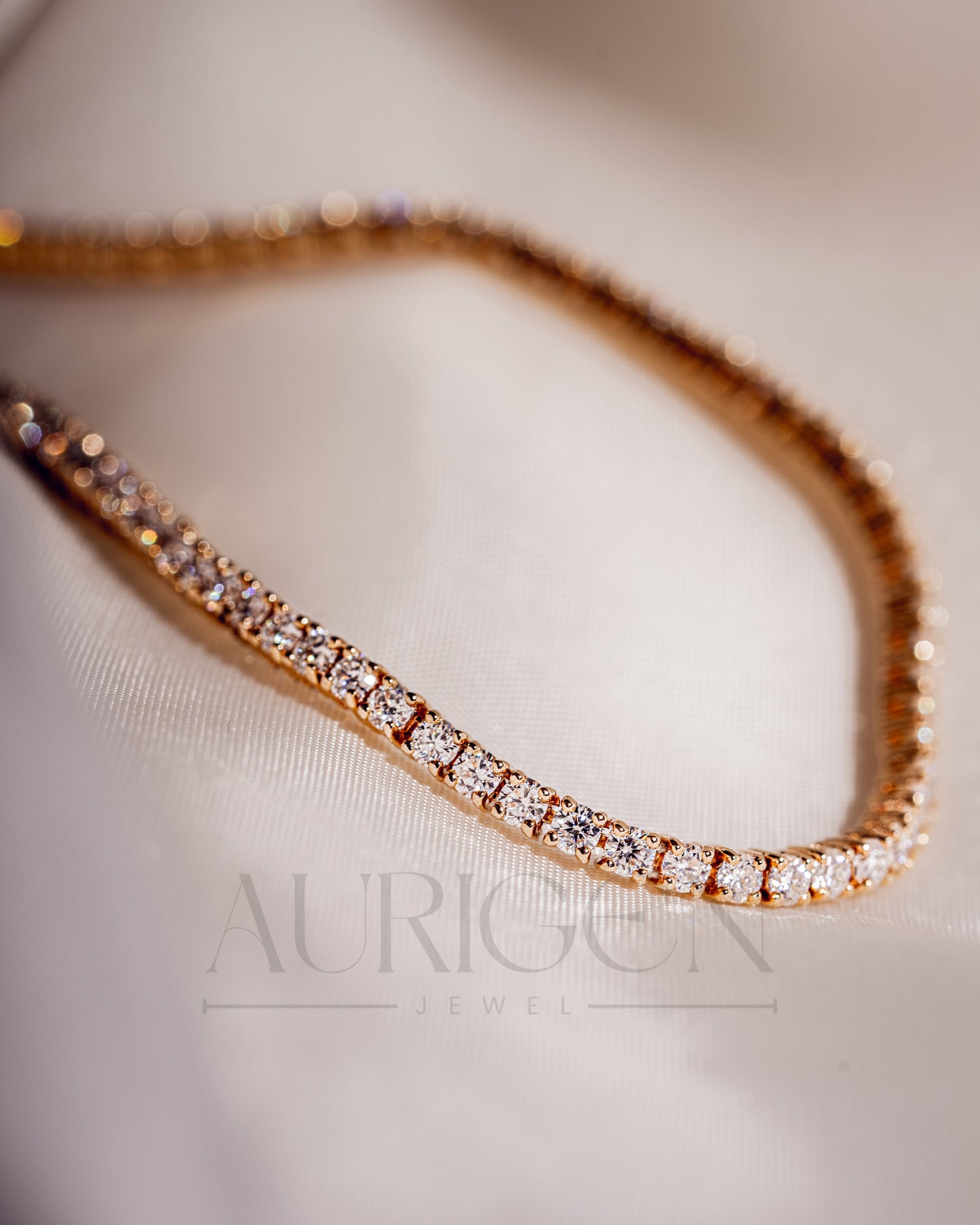 Sparkling Round Cut Lab Grown and Moissanite Diamond Tennis Bracelet in Solid Gold