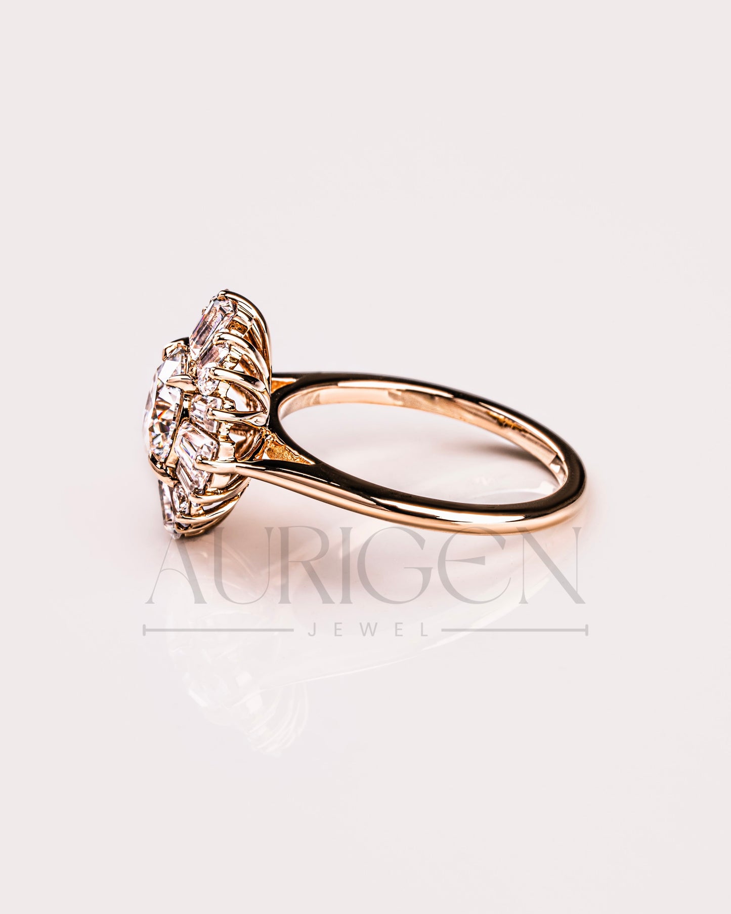 Vintage-Inspired Round Cut Moissanite & Lab Grown Diamond Sunburst Halo Ring