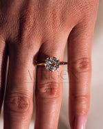 Classic Round Cut Solitaire Ring in 14K Solid Gold-Lab Grown and Moissanite Diamond