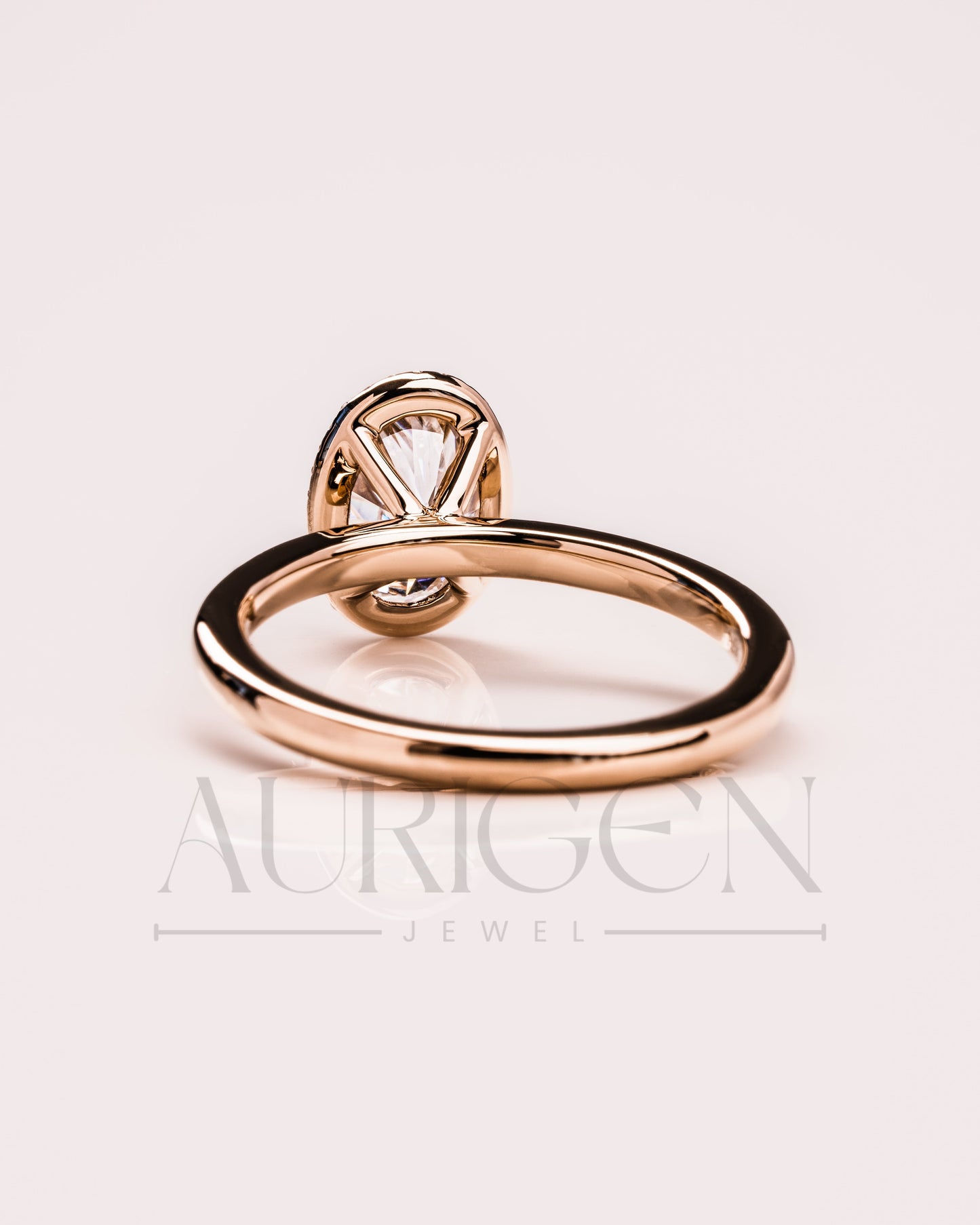 Sparkling Oval Cut Moissanite and Lab Grown Diamond Halo Ring - 14K Solid Gold