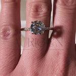 Solitaire Round Cut Engagement Ring-Lab Grown and Moissanite Diamond